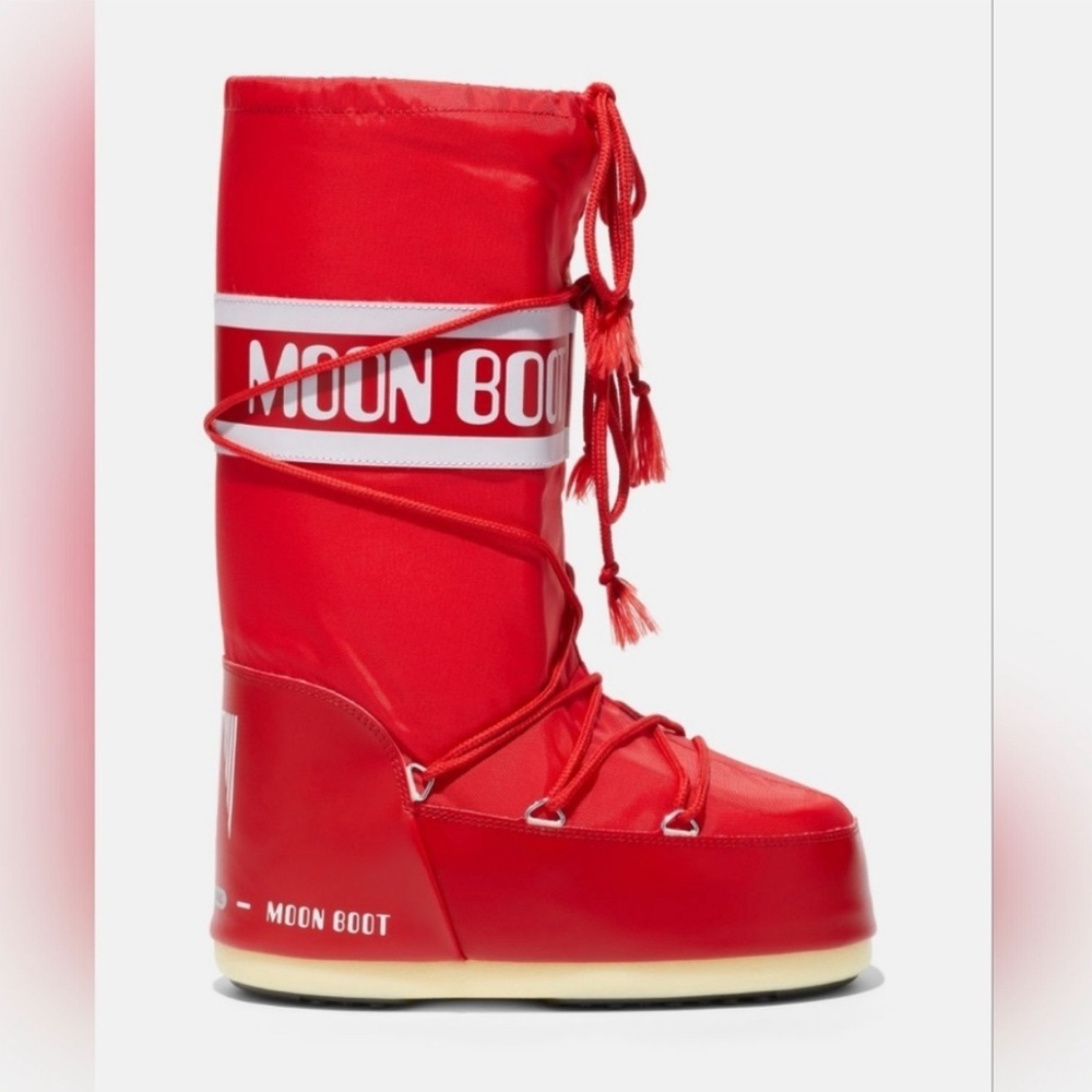 Moon Boot Classic Tall Red